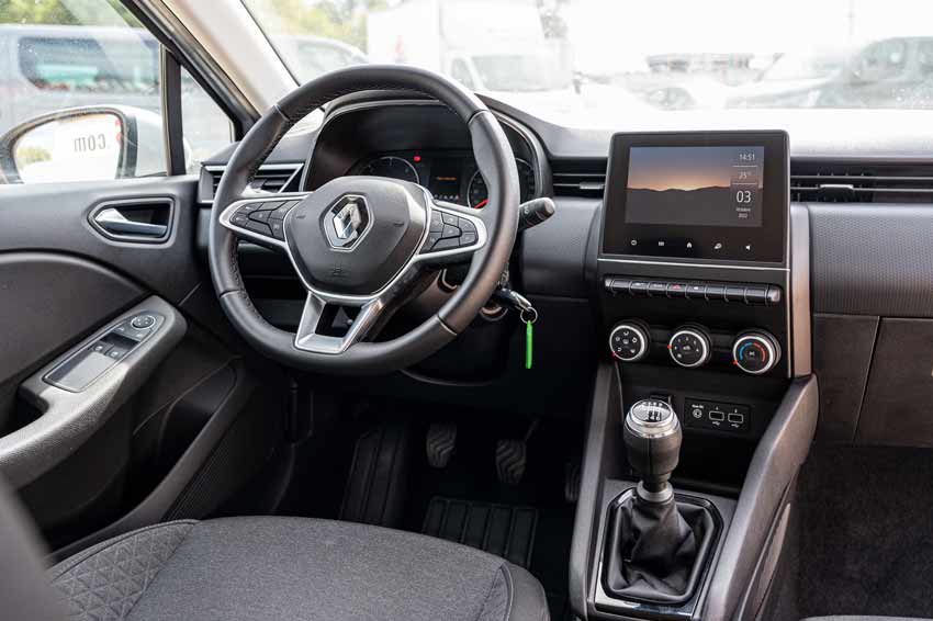 renault-clio4-int